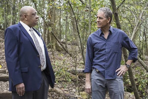 Námořní vyšetřovací služba: New Orleans - Účel světí prostředky - Z filmu - Barry Shabaka Henley, Scott Bakula