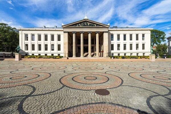 Univerzita v Oslo patří k nejstarším v Norsku