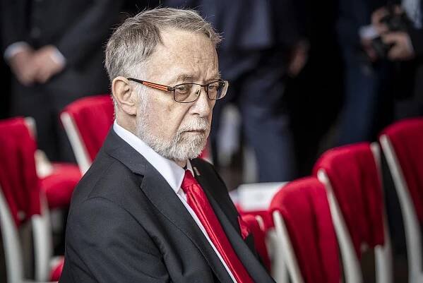 Kdo zemřel v roce 2024? Marie Benešová, prezidentský kandidát Bašta, Macek i Vondrova žena