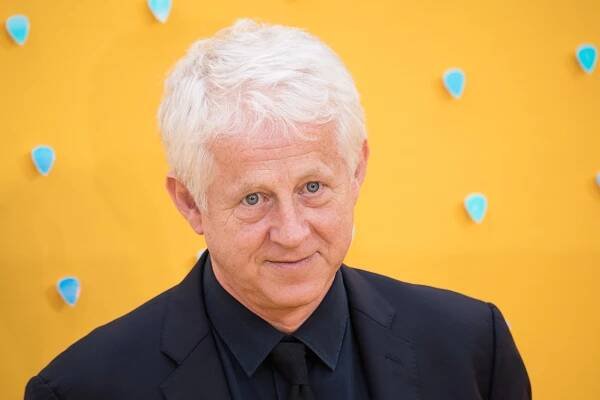 Director Richard Curtis Knows People Hate Love, Actually—and He Has a Theory as to Why
