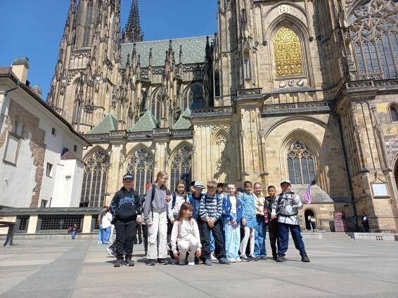 Školní výlet třetích a čtvrtých tříd do Prahy – ZŠ 13 Plzeň