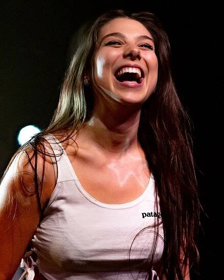 Soubor:Kira Kosarin @ Moroccan Lounge 08 25 2022 (52513789961).jpg – Wikipedie