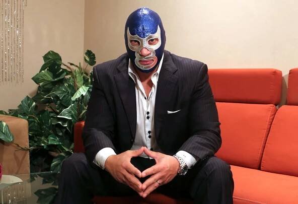 Legendary Blue Demon Jr, The Iconic Wrestler in Action Wallpaper