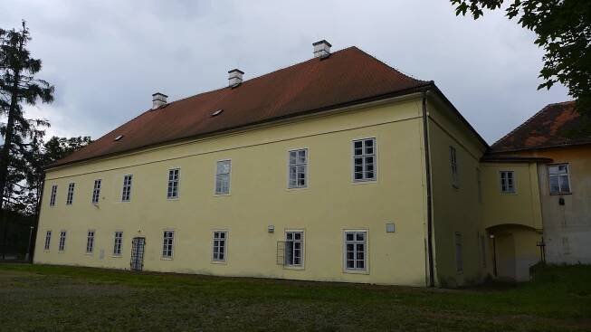 Kněžice (zámek, okres Jihlava) – Wikipedie