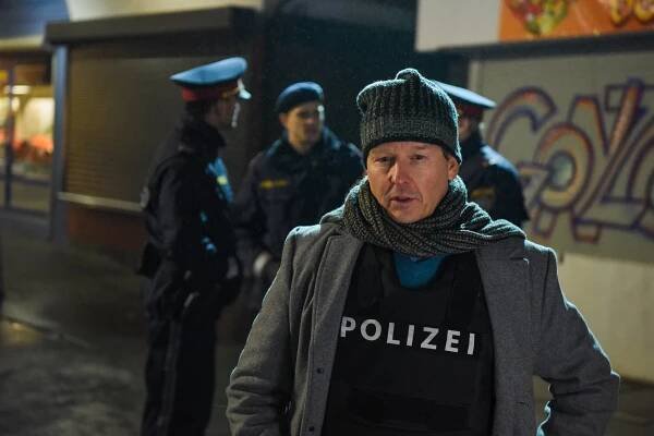 CopStories: Stille Nacht - Z filmu - Serge Falck