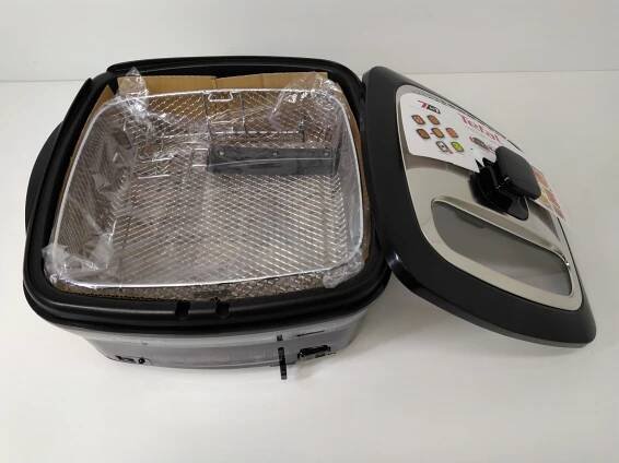 Fritéza TEFAL FR491870 Versalio 7v1 Black 1590 Kč