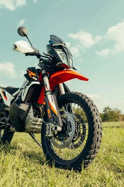 KTM_890_Superadventure_R-2