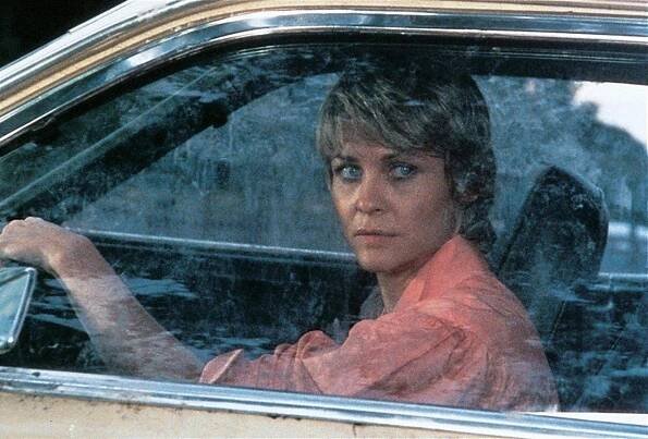 Cujo, vzteklý pes - Z filmu - Dee Wallace