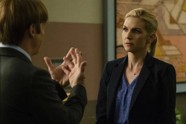 Volejte Saulovi - Vítěz - Z filmu - Rhea Seehorn