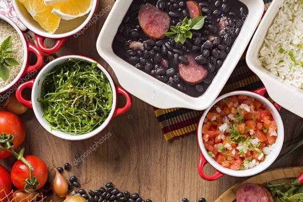 Feijoada tradiční pokrm — Stock Fotografie © diogoppr #69768589