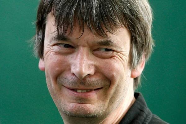 Sir Ian Rankin to receive knighthood at Buckingham Palace