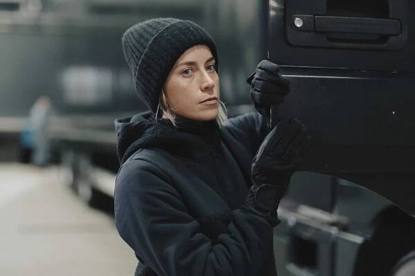 Ivalo - Murto ja varkaus - Z filmu - Iina Kuustonen