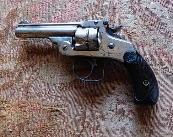 Revolver Smith a Wesson, ráže 32