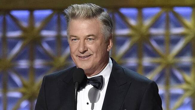 Alec Baldwin scores Emmy gold for roasting Trump on ‘SNL’