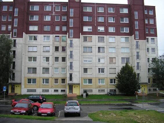 Dražby - DD-REAL s.r.o | Uskutočnené dražby | 3-izb.byt, Hlboká 18, Levice 