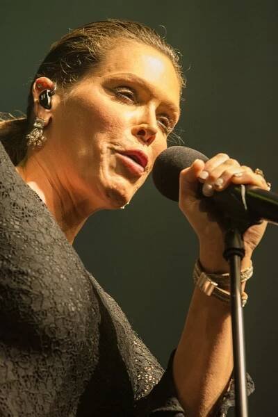 Beth Hart v obrazech - musicserver.cz