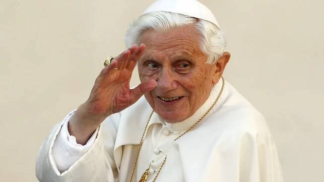Odešel Benedikt XVI. Konzervativec, který vstoupil do dějin církve převratným rozhodnutím