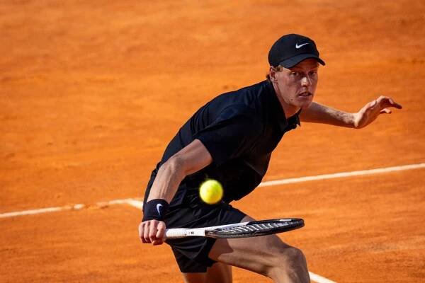 Former fitness coach of Jannik Sinner joins camp of rising ATP star days after being booted by the Italian