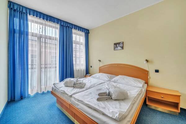HOTEL RŮŽE, Karlovy Vary | Hotel.cz