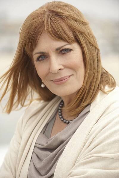 Sestra Hawthornová - Hello and Goodbye - Promo - Joanna Cassidy