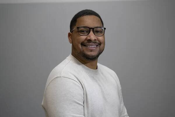 Portrait photo of Kevin Frazier