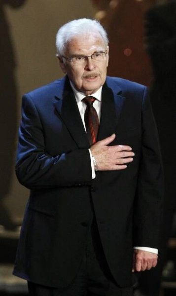 Moudrý, vzdělaný a kultivovaný člověk. Český Paul Newman byl ale také rebel, který miloval adrenalin