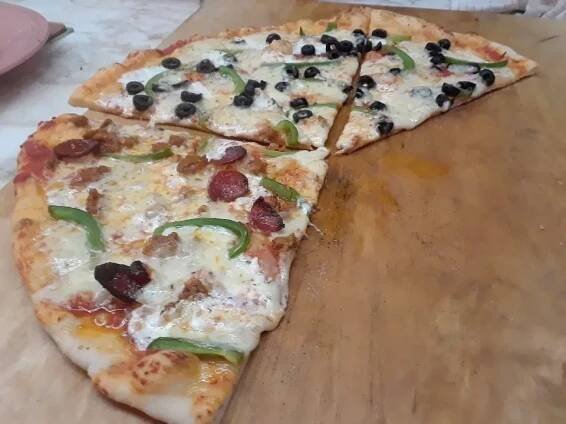 West End Pizza