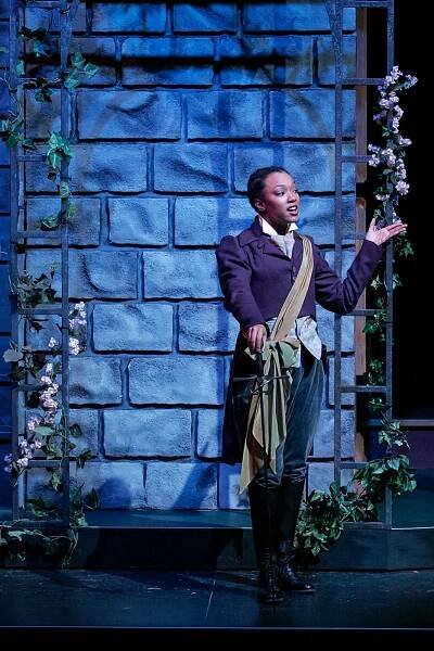 Sonequa Martin-Green (2007)