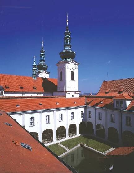 STRAHOVSKÝ KLÁŠTER, SBÍRKY, VÝSTAVY A EXPOZICE - Magazín TIM