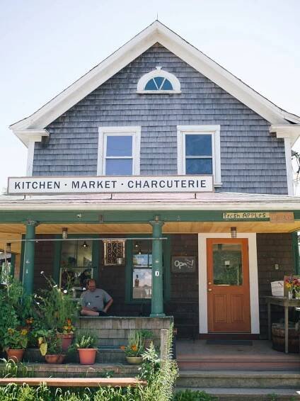 Martha's Vineyard Guide