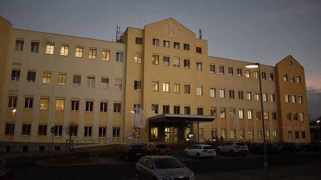 Chebská nemocnice potřebuje urgentní příjem. Bez něj hrozí omezení péče