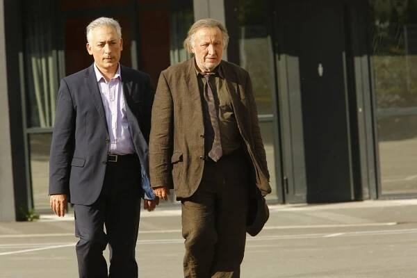 Philippe Ambrosini, Jean-François Balmer - Žena v taláru - Z filmu