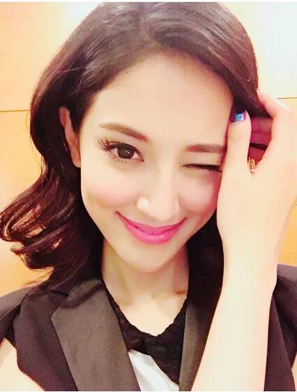 Celebrity - Hong Kong Laser Eye Centre