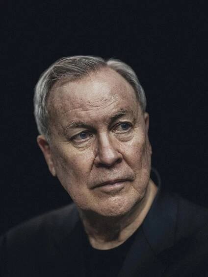 Robert Wilson à l’Opéra Bastille, à Paris, le 22 novembre 2021.