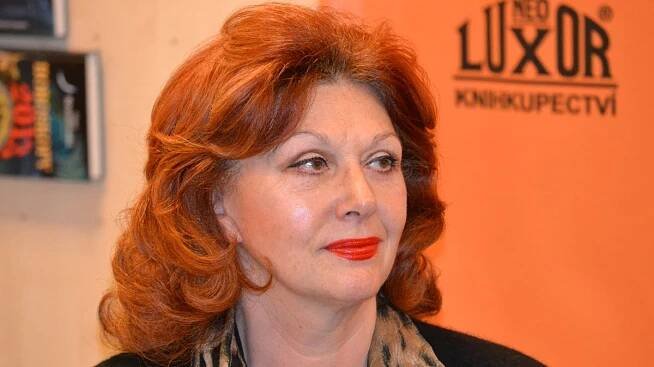 Sbohem po 55 letech: Saskia Burešová se loučí se svým manželem. Našla ho na zemi