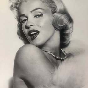 Marilyn Monroe vintage poster fur and peals silver screen 1982 black and white sexy celebrities actress