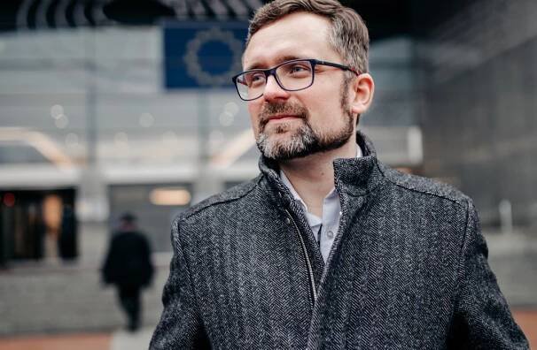 Europoslanec za Piráty: Zaměříme se na nejzkorumpovanější stát v EU! Jaké kroky chce EU podniknout a o jaký stát jde?
