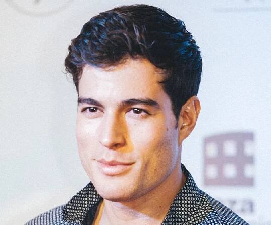 Famous Ecuadorian Film & Theater Personalities Every Geek Will Recognize