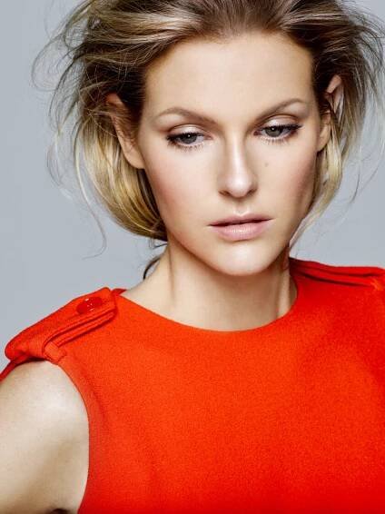 About Chelsey Crisp – Chelsey Crisp
