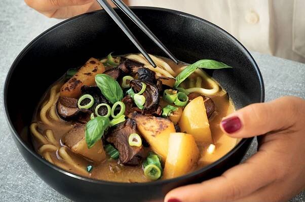 Miso polévka s kedlubnou podle Chili Ta Thuy