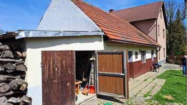 Dražba domů čp. 30 a rozestavěného domu + podíl 1/2 na domě čp. 31 + pozemky a podíl na pozemcích, v | Reality.iDNES.cz 
