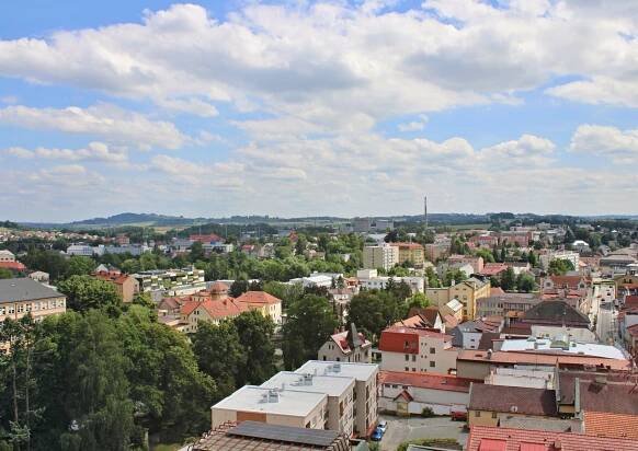 Fotografie - Havlíčkův Brod z ochozu věže kostela - 01.07.2023
