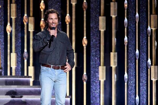 CMAs 2016: Jennifer Garner, More Hollywood Stars Go Country for a Night