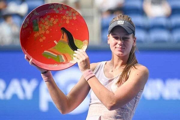Do Tokia dorazila bez formy. Domů si Kuděrmetovová odváží první trofej z tvrdého povrchu