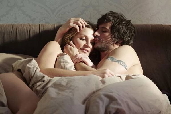 Kobra 11 - Série 16 - Přímo do srdce - Z filmu - Sanna Englund, Tom Beck