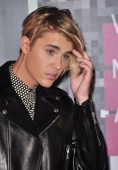 Foto k tématu Justin Bieber – stránka 303