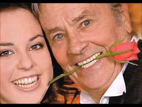 ALAIN & ANOUCHKA DELON (NIÑA DE AGUA - ANA BELEN)