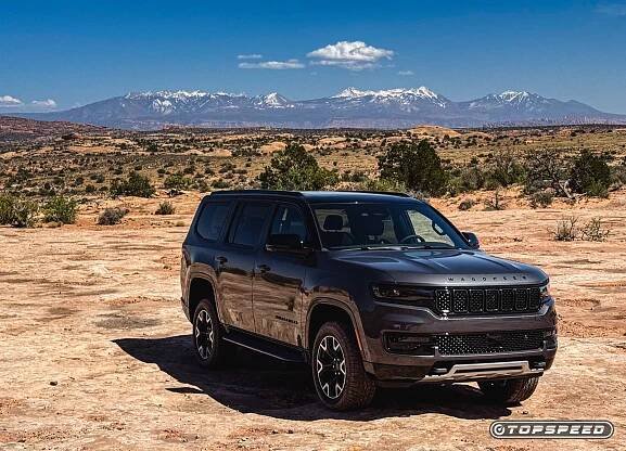 Jeep Debuts Limited-Edition, Off-Road-Capable Wagoneer Overland