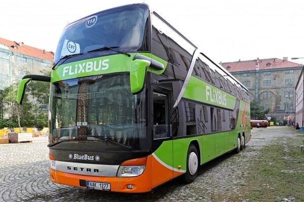 FlixBus vstupuje do české vnitrostátní autobusové sítě, z Budějc do Prahy pojede za 119 korun
