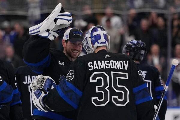 NHL: Winnipeg Jets at Toronto Maple Leafs